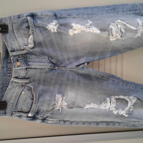 Mens Distressed Jeand - Picture 2 of 6